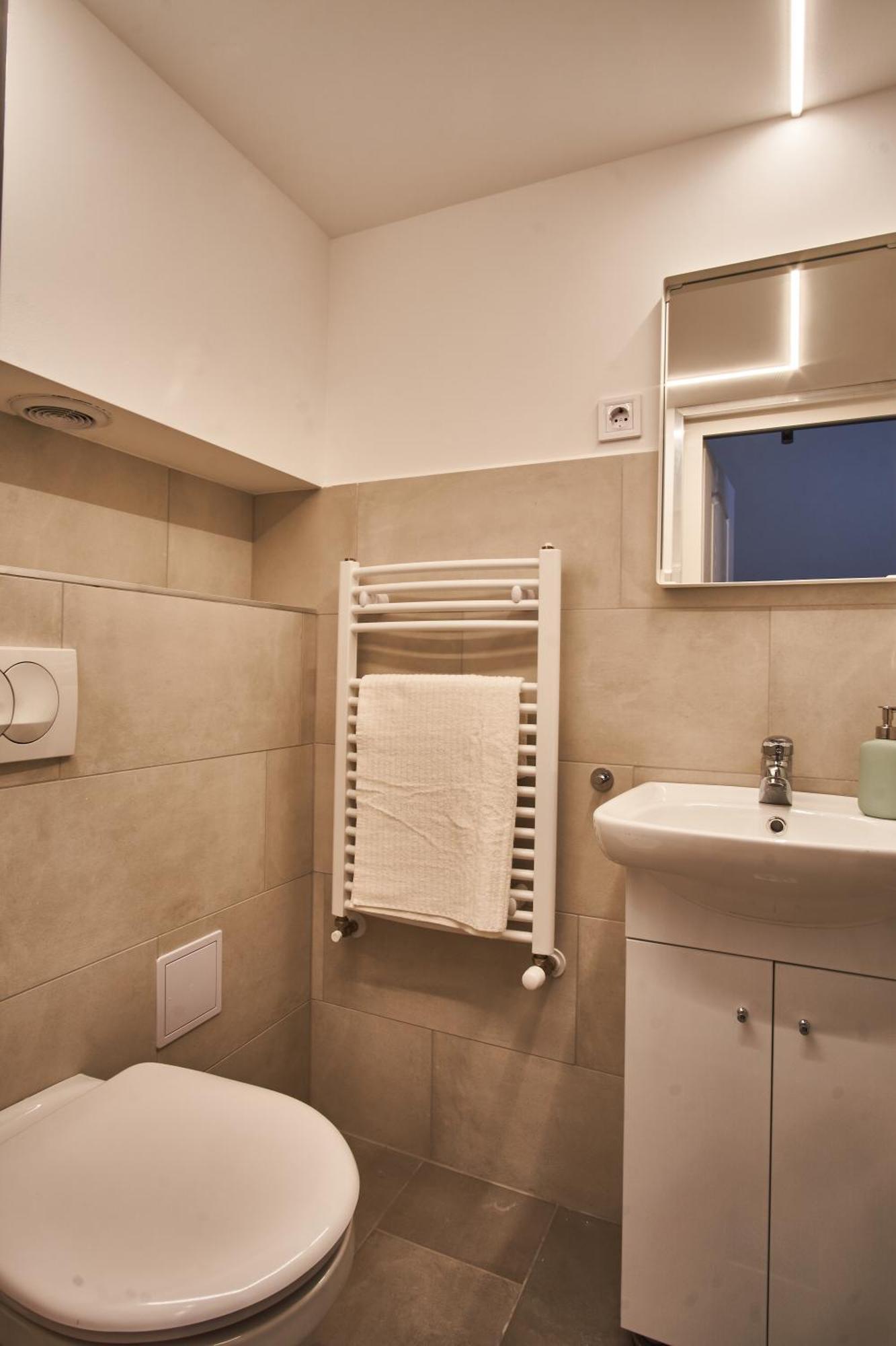 Hild-2 Apartments | Будапеща Стая снимка